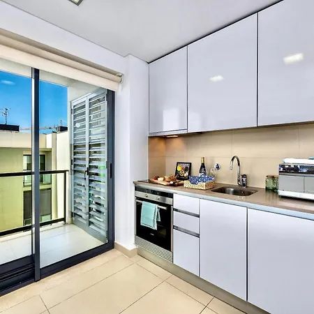 Newly Renovated Escape With Pool & Seaview