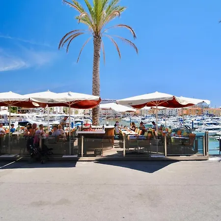 Appartement Newly Renovated Escape With Pool & Seaview